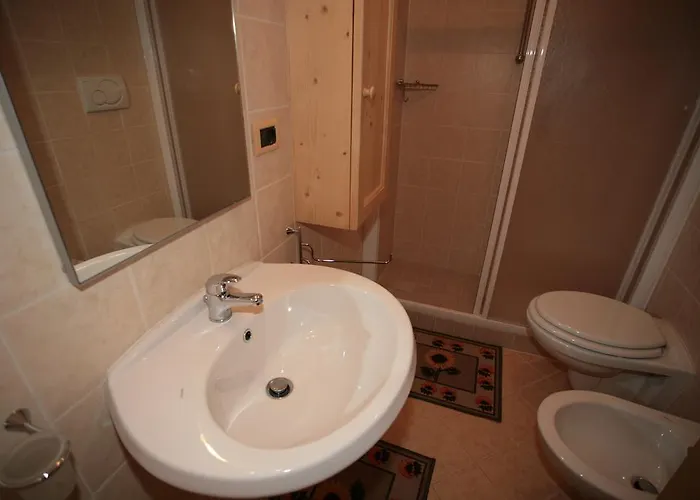 Cercena Deluxe Apartament Canazei